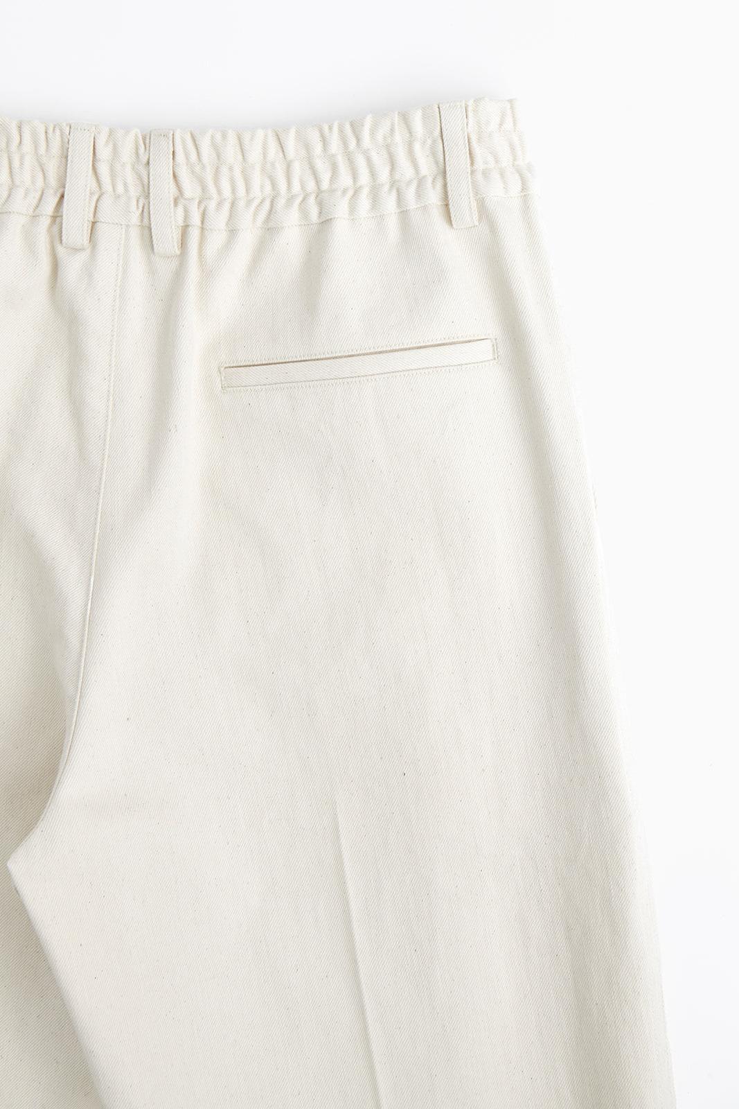 Off-white Denim Tapered Cropped Pants