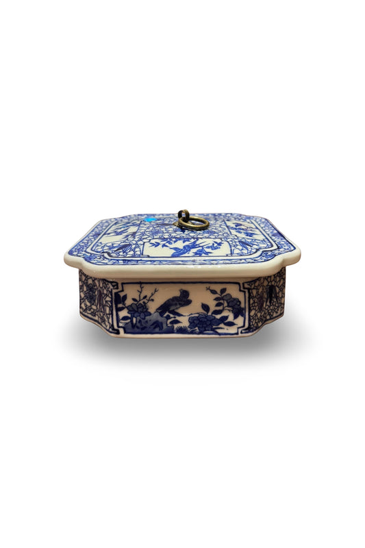 Chinese Porcelain Square Box