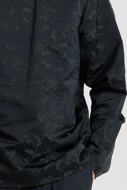 Relief green flower Chinese-style blouse