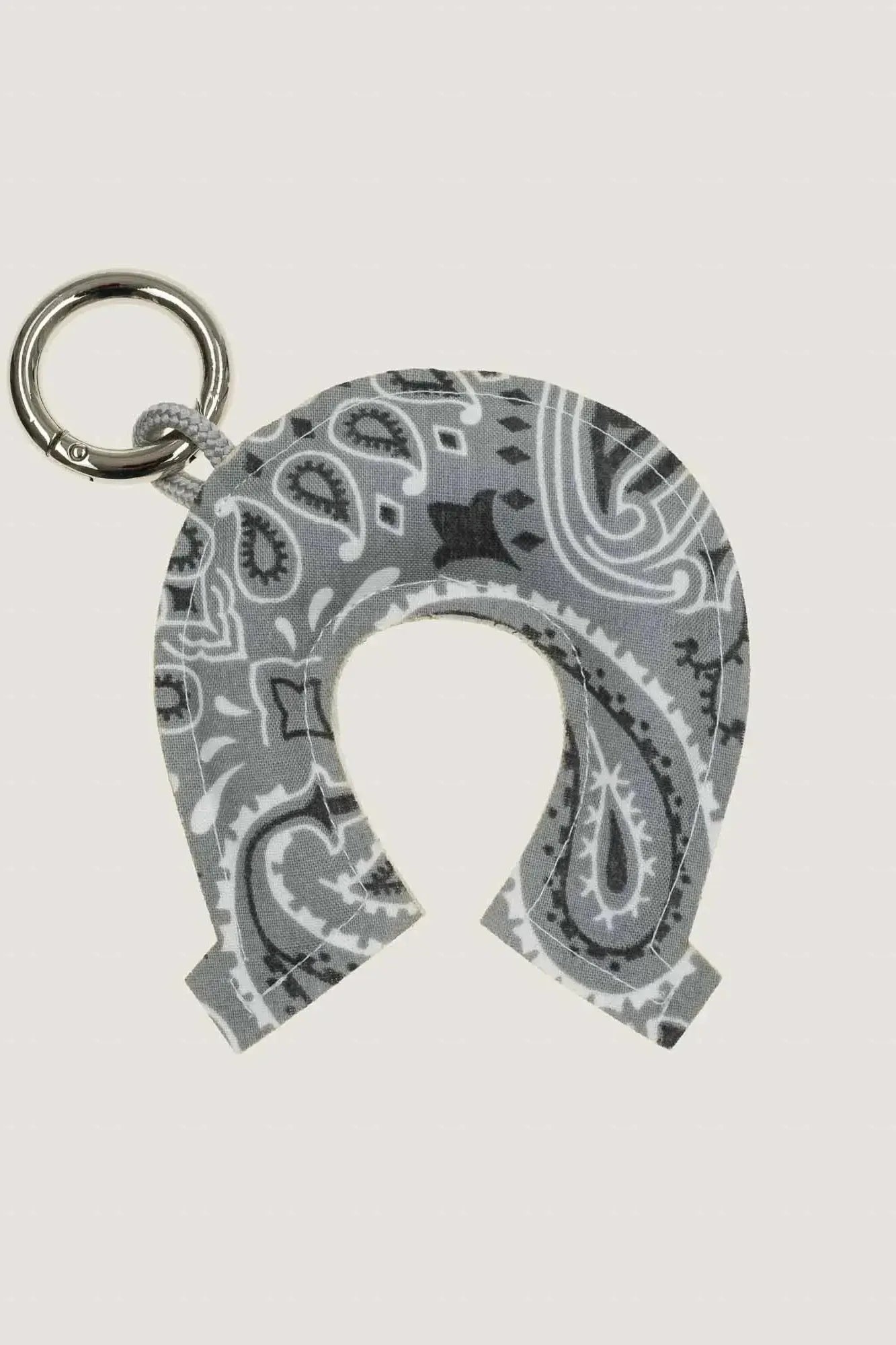 Gris Gris Fer a Cheval