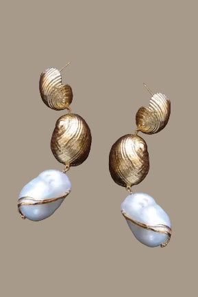 Zoe Dangling Earrings