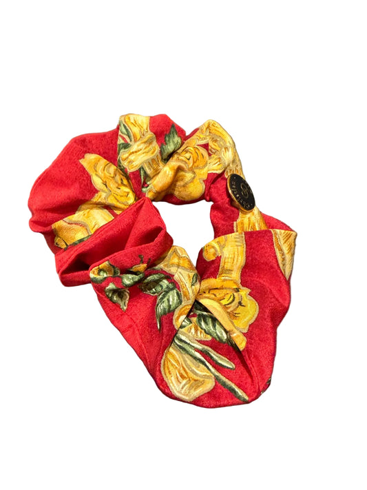 The Scrunchie (Christian Dior)