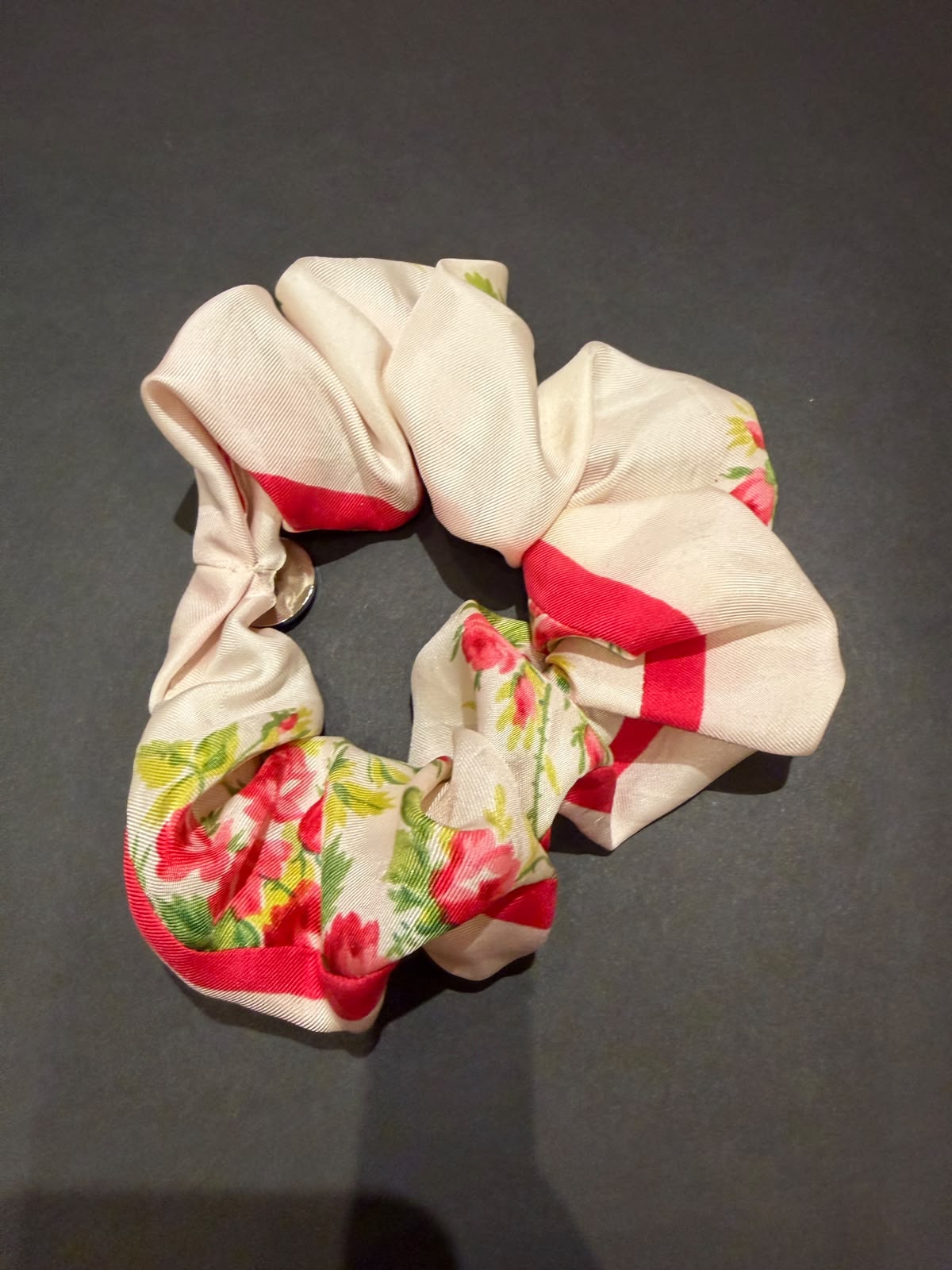The Scrunchie (Floral)
