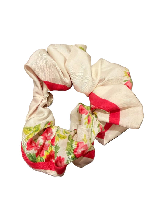 The Scrunchie (Floral)